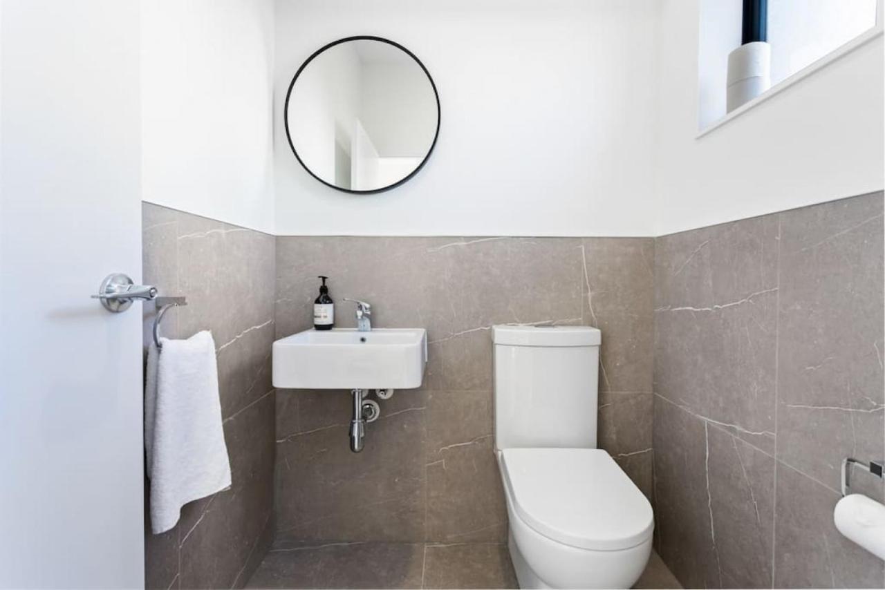 فيلا Stunning New 2Br Luxury In Pukekohe - Wifi Netflix المظهر الخارجي الصورة